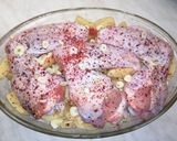 Borsos sült pulykaszárnyak fűszeres burgonyaágyon 🌯🦃🧄 recept fázis 2 fotója