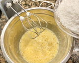 Foto del paso 2 de la receta: Cocadas rellenas con dulce de boniato