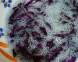 Foto langkah ke 3 dari resep Telur Gulung Kol Ungu.