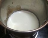 A picture of step 3 of Creamy hot brown coffee.