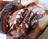 Foto del paso 1 de la receta: Pulpo a la gallega sin patatas