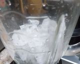 Foto del paso 1 de la receta: Pisco sour con azúcar flor 🍋
