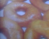 A picture of step 4 of Glazed donuts.