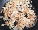 Foto del paso 2 de la receta: Filetes de ternera en salsa con aceitunas verdes