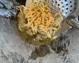 Gambar langkah 4 resipi Sambal Garing Bilis dan Petola Ular.