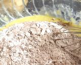 Foto langkah ke 3 dari resep Choco Banana Cake (1 telor No Mixer).