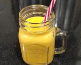A picture of step 3 of Mango Shake (Mango Milkshake).