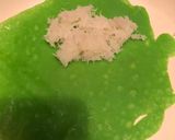 Foto langkah ke 6 dari resep Dadar Gulung Unti Kelapa Putih 🥥.
