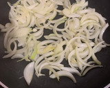 Foto del paso 1 de la receta: Atún encebollado
