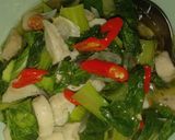 Foto langkah ke 6 dari resep Tumis pokcoy pake Bakso atau pentol ikan Belitung.