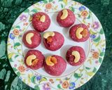 A picture of step 5 of Beetroot Ladoos.