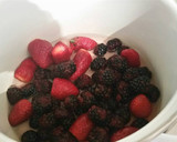 Foto del paso 2 de la receta: Mermelada de fresas y moras