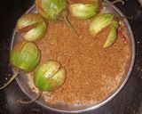 A picture of step 3 of Baingan Masala.