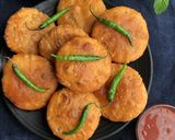 મગદાળ કચોરી (Mugdal Kachori Recipe In Gujarati) રેસીપી સ્ટેપ4ફોટો