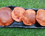 A picture of step 3 of Leftover beetroot carrot tomato pulp poori.
