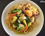 รูปขั้นตอนการทำที่ 8 ของ ราดหน้าไก่ หมี่กรอบ ไข่ดาว
