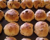 Foto del paso 7 de la receta: Bollitos dulces con pasas y nueces