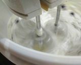 Foto langkah ke 2 dari resep Bolu Ubi Ungu Rice Cooker ala Heidy.