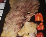 Foto del paso 2 de la receta: Matambre a la pizza con ensalada y Morrones