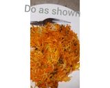 A picture of step 1 of Vegetable rice with leftover white rice 😋.