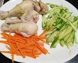 涼拌雞腿絲小黃瓜絲的食譜步驟1照片