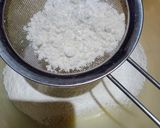 Foto langkah ke 4 dari resep Bolu Bolu Sarang Semut (3 Telur).