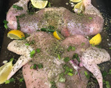 Foto del paso 1 de la receta: Pollo al horno al vino blanco, muy tierno y jugoso!