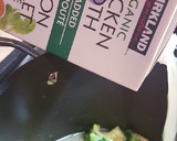 Foto del paso 4 de la receta: Sopa de hojas verdes marchitas