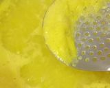 A picture of step 1 of Egg Drop Sweet Corn Soup.