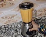 صورة لخطوة 4 من وصفة عصير البرتقال والتفاح والخيار والجزر باليوغورت