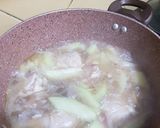 A picture of step 5 of Chicken Tinola.