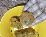 A picture of step 1 of Sindhi Besan tikki Curry.