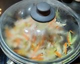 Une image de l'étape 2 de Nouilles de riz sautées.