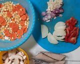 Foto langkah ke 1 dari resep Oseng Tongkol sayur👌.