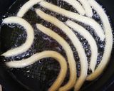 Churros csokis mártogatóval recept fázis 4 fotója