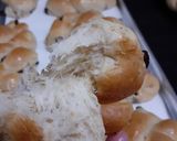 Foto langkah ke 5 dari resep Roti Gandum Kismis.