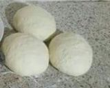 صورة لخطوة 1 من وصفة ميني بيتزا