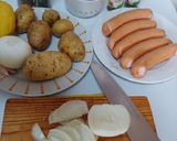 Foto del paso 1 de la receta: Hog dog encebollado con mostaza y salsa cebolla chucrog