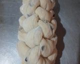 Foto del paso 5 de la receta: Pan jalah dulce con chips de chocolate