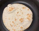 Hình bước làm 1 của món Bánh Tortilla