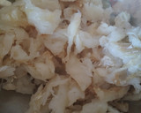 Foto del paso 2 de la receta: Bacalao con guisantes y huevo poché