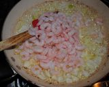 A picture of step 5 of Persian spicy prawn with rice.