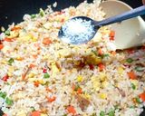 Foto langkah ke 4 dari resep Nasi Goreng Sayur.