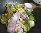 A picture of step 2 of Chilli paneer.