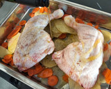 Foto del paso 4 de la receta: Pollo al horno trufado