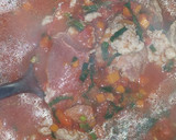 Foto del paso 2 de la receta: Guiso de fideos codito con carne calabaza y chorizo