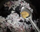 A picture of step 2 of Okra (Bhindi) Sabzi.