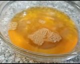 A picture of step 3 of Icecrem jello||vanilla ice cream jello dessert.