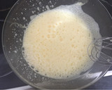 Foto del paso 3 de la receta: Bizcocho de peras caramelizadas al ron (con harina de maíz)