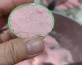 Foto langkah ke 5 dari resep Putu Bumbung Framboise dengan Cetakan.